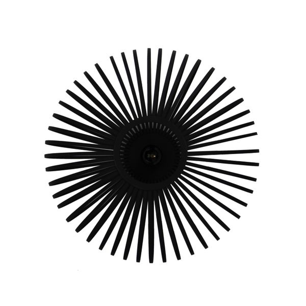 Die schwarze Chericoni Curvato Deckenleuchte, Ø40 cm, 1-flammig, E27, kombiniert schlichtes Design mit funktionaler Lichtwirkung.