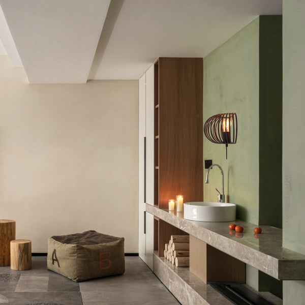 Moderne Chericoni Curvato Wandleuchte, Ø30 cm, 1-flammig, E27, Schwarz, sorgt für gleichmäßige und dekorative Lichtverteilung.