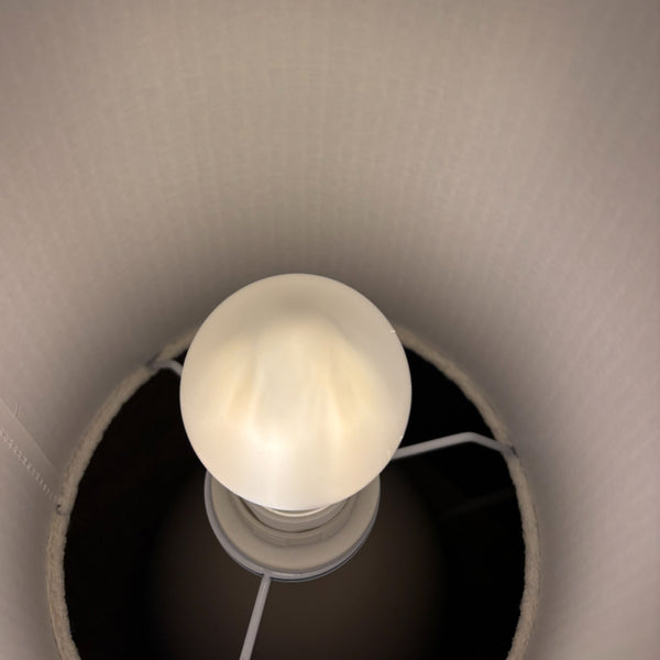 LED Lampe L801M E27, 3-fach dimmbar, 2700K warmweißes Licht für stimmungsvolle Beleuchtung