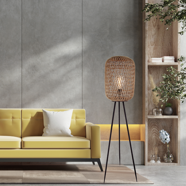 Naturmaterial Stehlampe mit modernem Design in Schwarz und Bambus