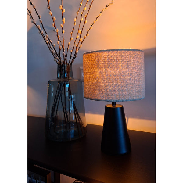 Various Faro tafellampen – modern design met conische voet – zwart – E27 fitting