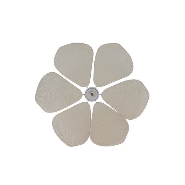 Hängeleuchte mit blattförmigen Schirmen aus Sisal – perfekt für Esszimmer oder Küche.