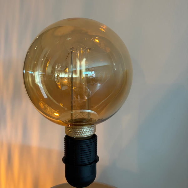LED Filamentlampe L501G E27, klassisches Globe-Design, 3-Stufen dimmbar, warmweiß 1800K