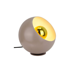 Moderne Tischleuchte Sfera in elegantem Taupe für gemütliche Akzente. Ideal für entspannte Abende und stilvolle Einrichtung.