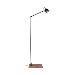 Various Max Stehleuchte mit Metallgestell und Holzfuß im Industrial Design