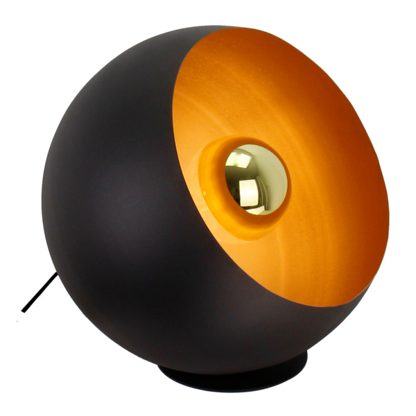 Stimmungsvolle Chericoni Occhio Stehlampe im modernen Interieur