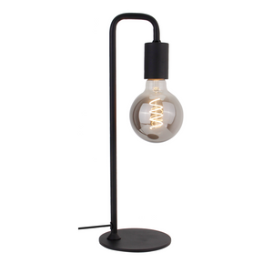Die schwarze Tischleuchte aus der Basic-Serie besticht durch ihr industrielles Design. Perfekt für moderne Wohnräume.