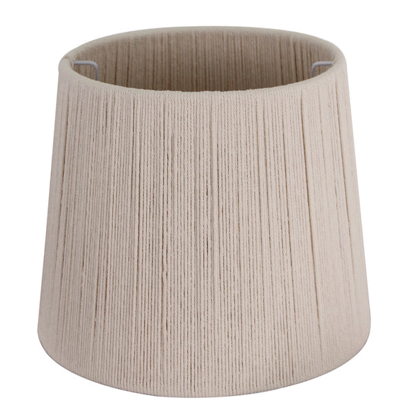 Beiger Lampenschirm von Various mit modernem Design. Ideal für eine sanfte, stilvolle Lichtambiente in jedem Raum.