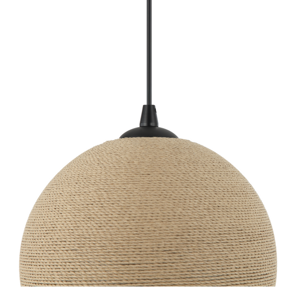 Detailansicht der braunen Pendelleuchte Carpi mit modernem Design. Perfekt, um Akzente in Ihrem Wohnraum zu setzen.