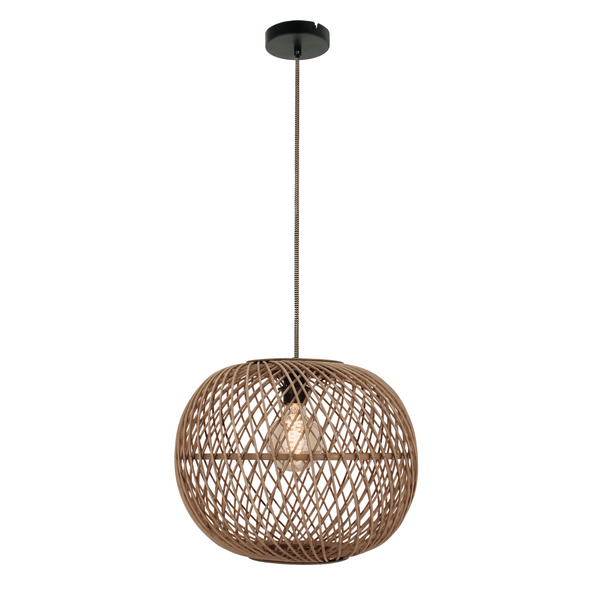 Die braune Pendelleuchte Nature Diagonal bringt ländlichen Charme in jeden Raum. Ideal für eine gemütliche Atmosphäre.