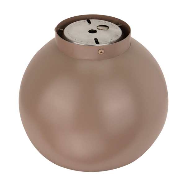 Detailansicht der taupefarbenen Deckenleuchte Sfera. Ihr modernes Design verleiht jedem Raum eine sanfte Eleganz.