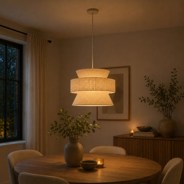 Beige Pendelleuchte Scarlisa im Japandi-Stil. Setzt sanfte Akzente und schafft eine entspannte Atmosphäre im Raum.