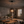 Die schwarze Tavola Pendelleuchte vereint modernes Design mit gemütlicher Atmosphäre. Ideal für stilvolle Essbereiche.