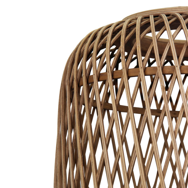 Detailaufnahme der Cross Tischleuchte in Beige, harmonisch im ländlichen Stil. Perfekt für gemütliche Abende am Tisch.