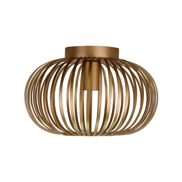 Detailansicht der goldenen Curvato Deckenleuchte. Ihr modernes Design verleiht jedem Raum eine luxuriöse Note.