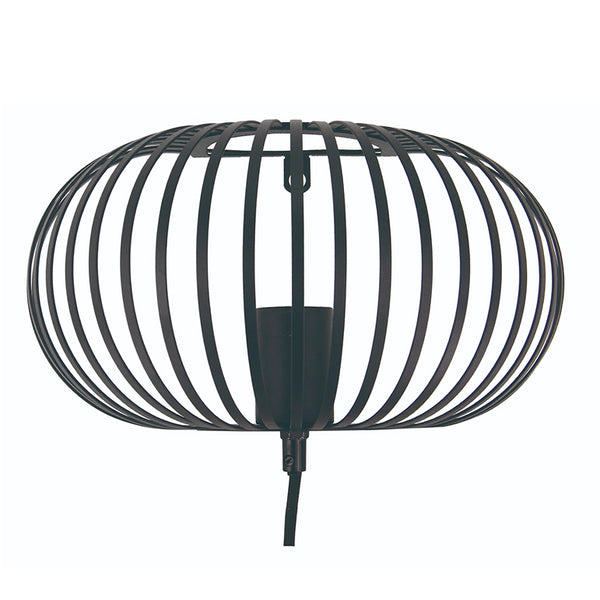 Detailaufnahme der schwarzen Wandleuchte Curvato. Ihr industrielles Design verleiht jedem Raum einen modernen Akzent.