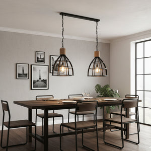 Detailaufnahme der schwarzen Frame Pendelleuchte mit industriellem Flair. Perfekt, um stilvolle Akzente zu setzen.
