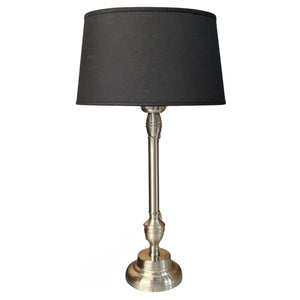 Eleganter Lampenfuß in Nickel für stilvolle Tischleuchten. Setzt edle Akzente und verleiht jedem Raum ein modernes Flair.