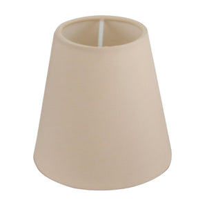 Beigefarbener Lampenschirm von Various mit einem Durchmesser von 11 cm. Perfekt für eine warme, einladende Beleuchtung.