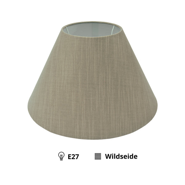 Detailaufnahme des braunen Lampenschirms Top mit elegantem Design. Ideal für eine gemütliche und warme Raumatmosphäre.