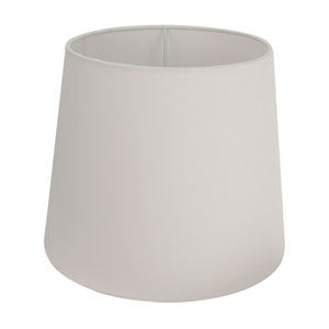 Moderner cremefarbener Lampenschirm im Drum-Design. Er schafft eine gemütliche Atmosphäre und passt in jeden Raum.
