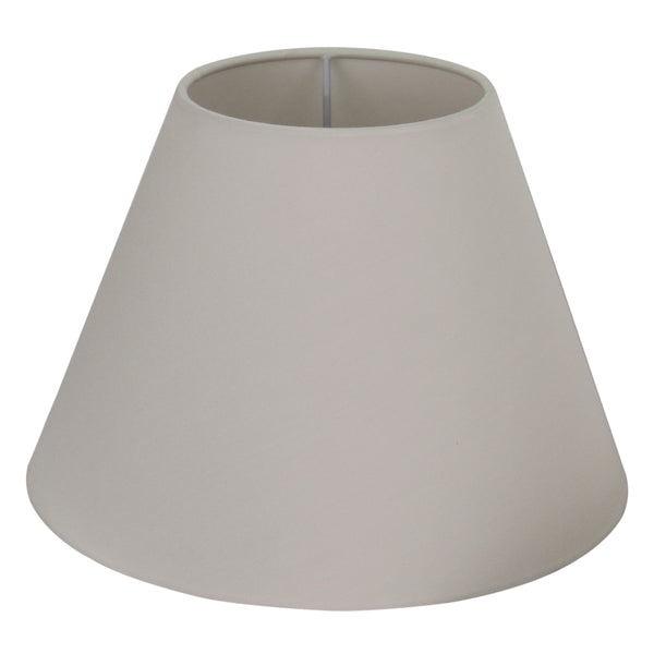 Detailansicht des cremefarbenen Lampenschirms mit elegantem Design. Ideal für eine harmonische Lichtatmosphäre im Raum.