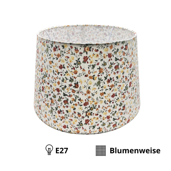 Detailansicht des cremefarbenen Lampenschirms Drum. Er verleiht jedem Raum ein warmes, einladendes Licht.