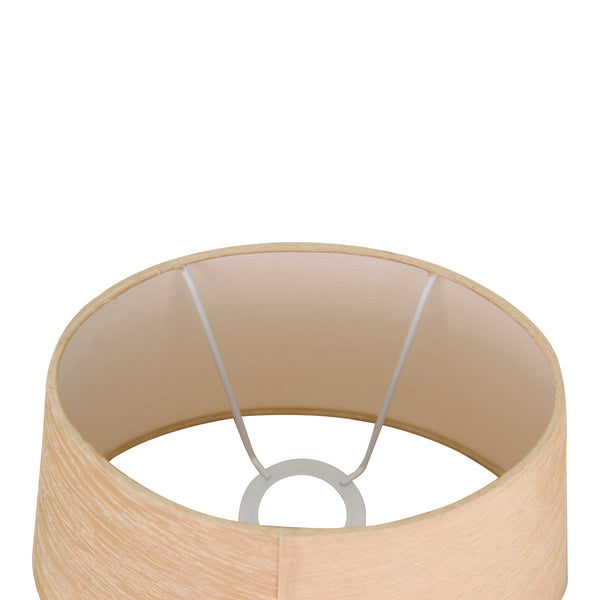 Detailaufnahme des ovalen Lampenschirms in Creme mit goldenen Akzenten. Setzt moderne Akzente in jedem Raum.