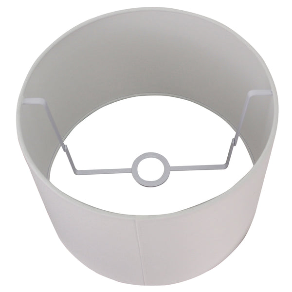 Detailansicht des Lampenschirms Drum in Offwhite. Perfekt für eine sanfte Beleuchtung und harmonische Raumgestaltung.