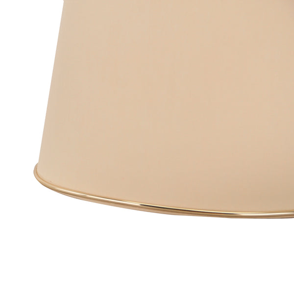 Beiger Lampenschirm Oval mit goldenen Akzenten. Perfekt für eine warme, einladende Atmosphäre in jedem Raum.
