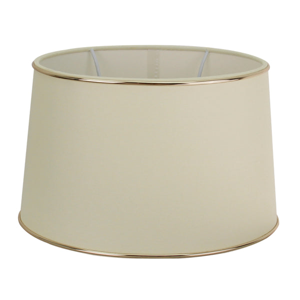 Eleganter Lampenschirm in Creme mit goldenen Akzenten. Er schafft ein warmes,ladendes Licht in jedem Wohnraum.