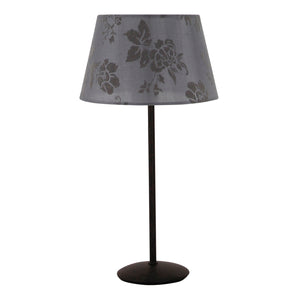 Grau Lampenschirm Drum von Various bringt zeitlose Eleganz. Perfekt für gemütliche Lichtakzente in jedem Wohnraum.