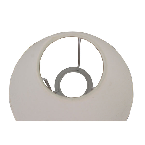 Detailansicht des Lampenschirms in natürlichem Design. Ideal für eine gemütliche Lichtatmosphäre in jedem Raum.
