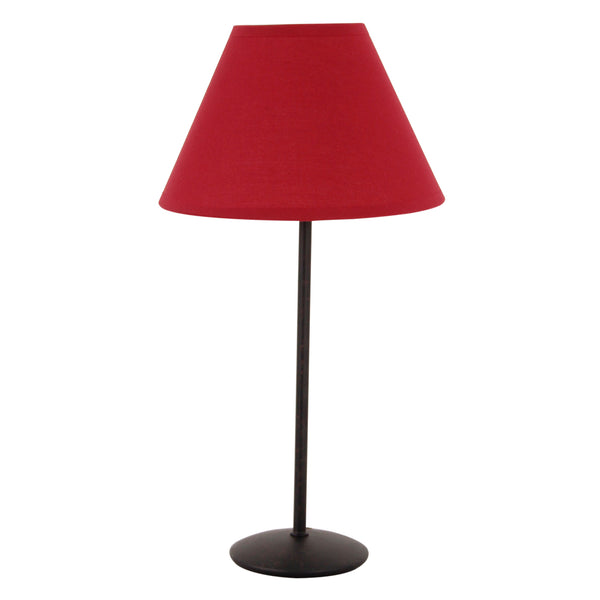 Der moderne rote Lampenschirm von Various bringt lebendige Farbe in jeden Raum. Ideal für einladende Lichtakzente.