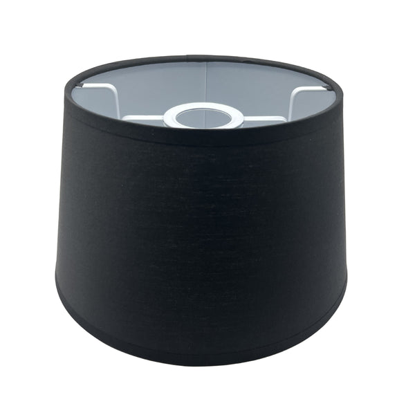 Moderner Lampenschirm in Schwarz mit einem Durchmesser von 25 cm. Ideal für stilvolle Akzente in jedem Raum.