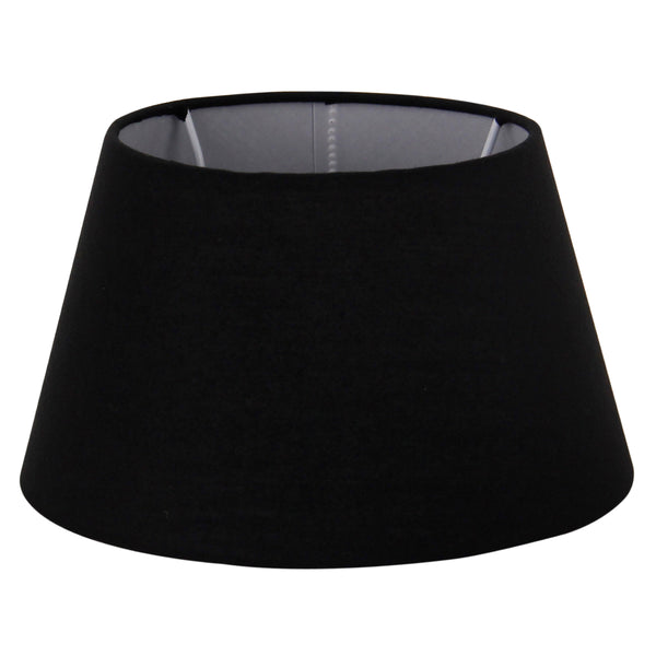 Der moderne Lampenschirm in Schwarz mit 20 cm Durchmesser verleiht jedem Raum eine zeitgemäße Note und harmonisches Licht.
