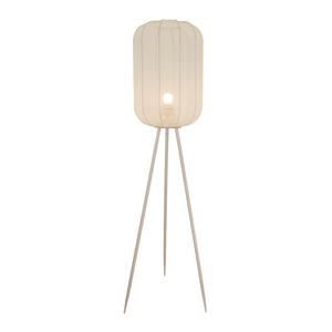 Die cremefarbene Stehleuchte Lecce vereint Japandi-Stil mit sanftem Licht.