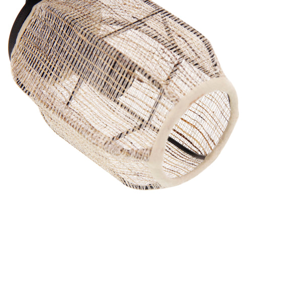Detailaufnahme der braunen Deckenleuchte Nature Jute. Sie bringt ländlichen Charme und natürliche Wärme in jeden Raum.