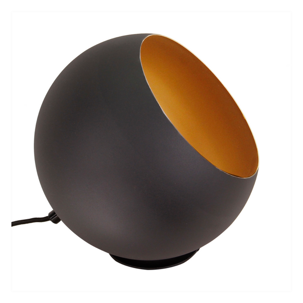 Moderne Tischleuchte Sfera in elegantem Schwarz. Ideal für stimmungsvolle Akzente auf dem Tisch oder der Fensterbank.