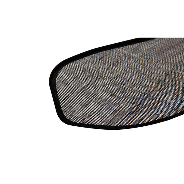 Detailaufnahme der modernen Deckenleuchte Schmetterling in Schwarz. Sie fügt jedem Raum einen Hauch von Eleganz hinzu.