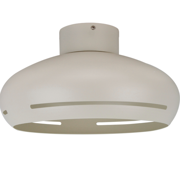 Detailaufnahme der cremefarbenen Deckenleuchte Streifen. Modernes Design, das jeden Raum in warmes Licht taucht.