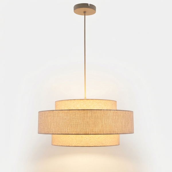 Die Trilo Pendelleuchte in Beige und Sand bringt sanfte, natürliche Akzente in Ihr Zuhause.