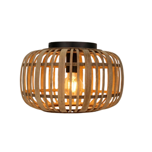 Braune Rattan-Deckenleuchte mit natürlichem Charme. Perfekt für eine gemütliche Atmosphäre in jedem Raum.