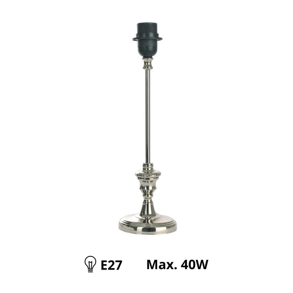 Detailaufnahme des eleganten Lampenfußes in Nickel. Ideal für klassische Lampen und stilvolle Akzente im Wohnraum.