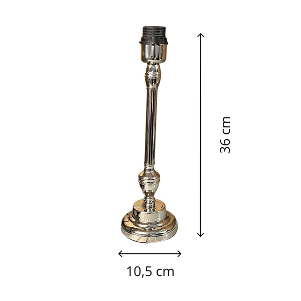Der elegante Lampenfuß aus Nickel verleiht jeder Leuchte einen modernen Akzent. Ideal für stilvolle Wohnräume.