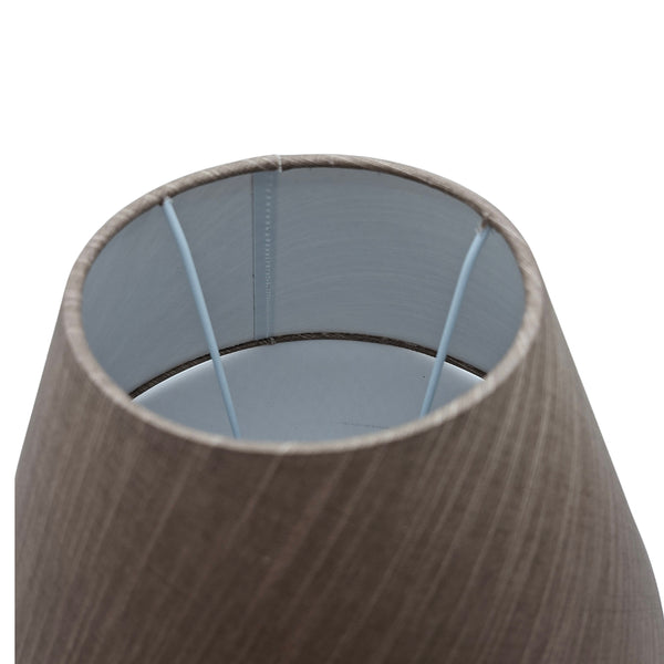 Brauner Lampenschirm aus Chintz im minimalistischen Design. Ideal für eine gemütliche Atmosphäre in jedem Wohnraum.