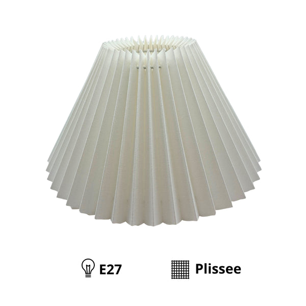 Zeitloser Lampenschirm in elegantem Weiß, ideal für verschiedene Einrichtungsstile.