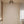 Die industrielle Deckenleuchte Frame bringt mit Holz und Schwarz einen rustikalen Charme in jeden Raum.