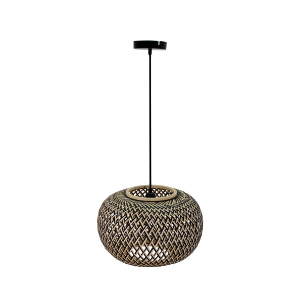 Detailansicht der beige Weaving Pendelleuchte. Ihr rustikales Design bringt Wärme und Gemütlichkeit in jeden Raum.