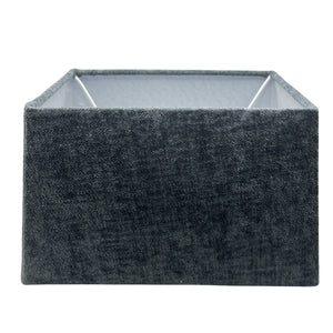 Moderne dunkelgraue Lampenschirm Conica verleiht jedem Raum eine elegante Note. Ideal für stimmungsvolle Lichtakzente.